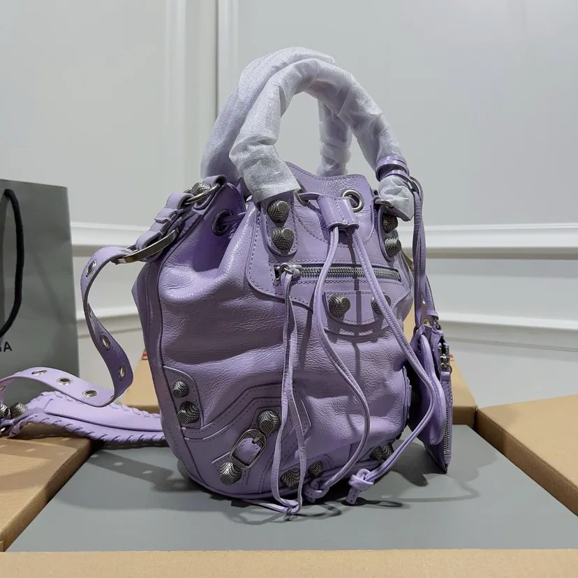 Balenciaga New Bucket Large Tote Bag