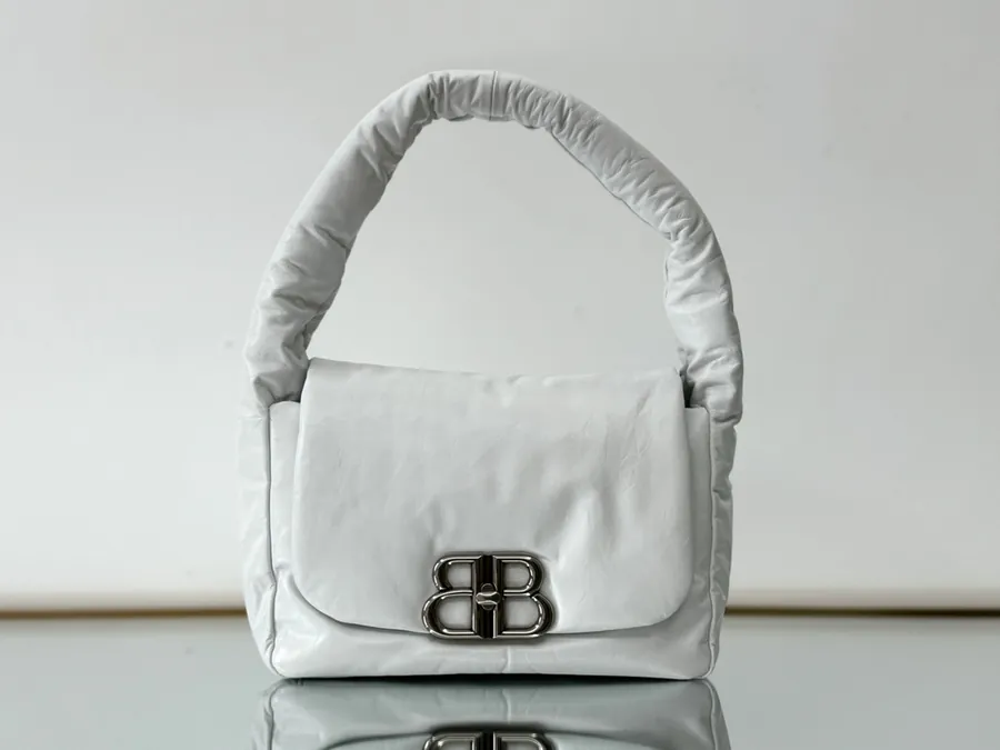 Balenciaga腋下包 白色 美式辣妹风格