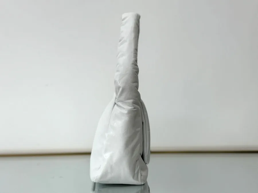Balenciaga腋下包 白色 美式辣妹风格