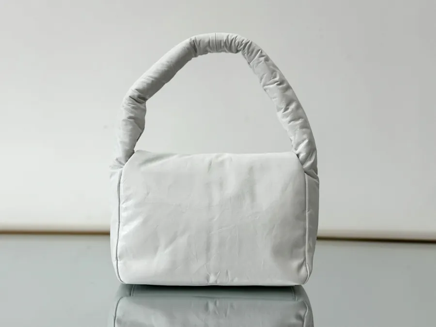 Balenciaga腋下包 白色 美式辣妹风格