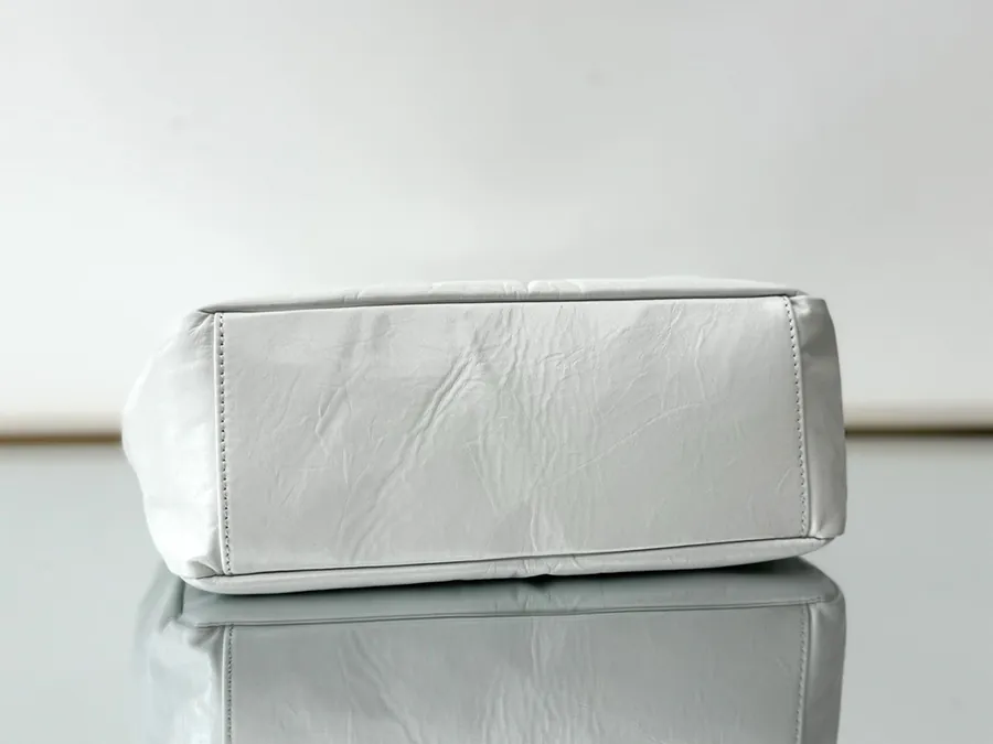 Balenciaga腋下包 白色 美式辣妹风格