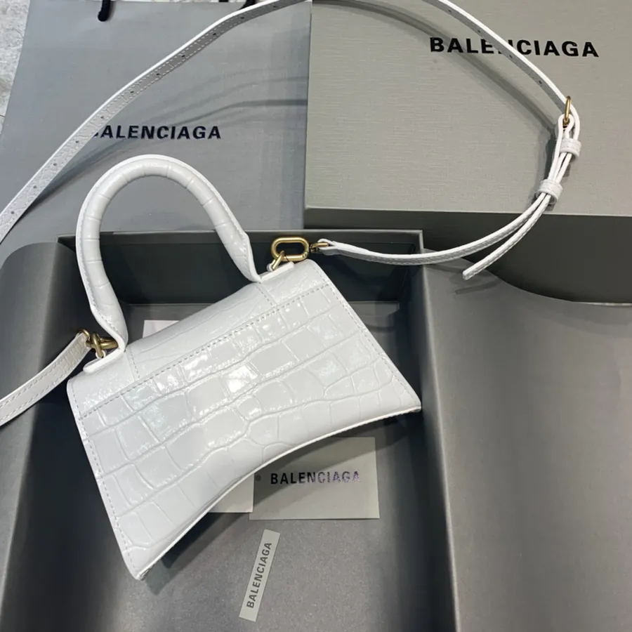 Balenciaga Sand漏 Bag Mini Size, Elegance and Style