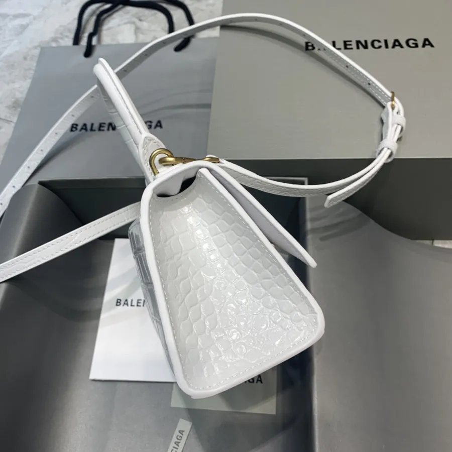 Balenciaga Sand漏 Bag Mini Size, Elegance and Style