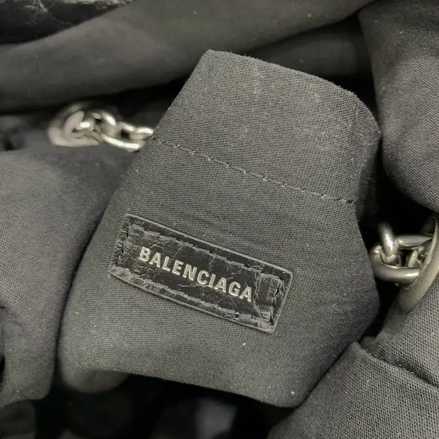 BaleNCIAG Le Monaco Medium Bag