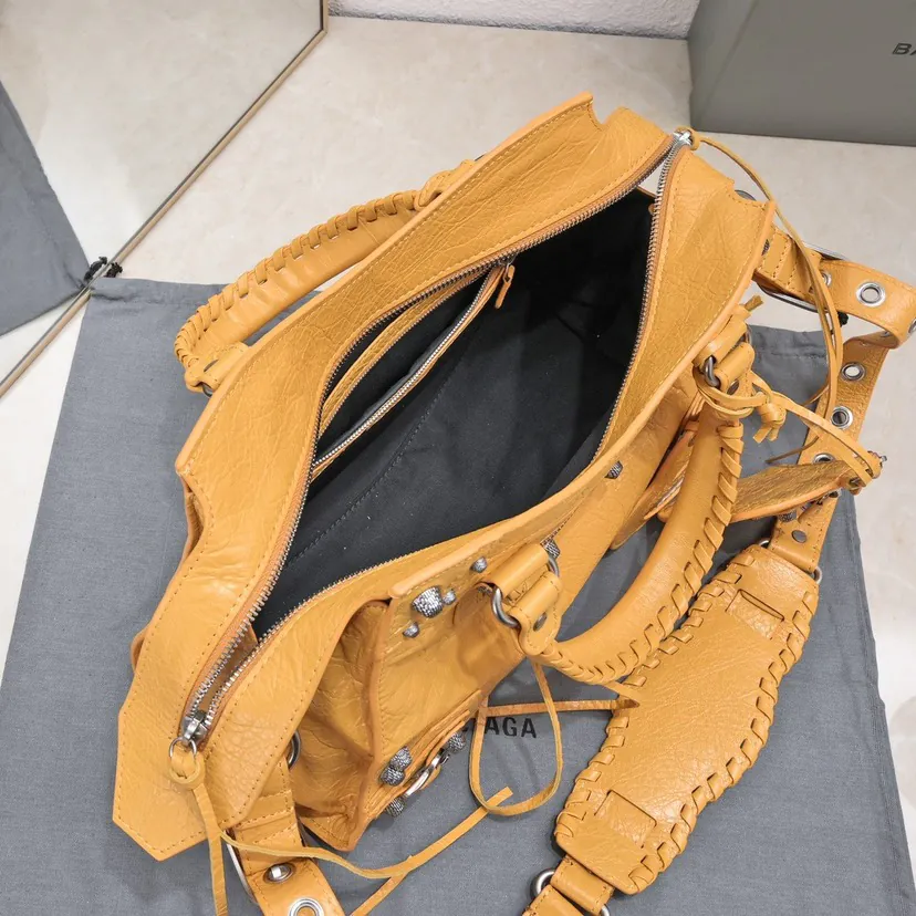 Baleciaga NEO CAGOLE Motorcycle Tote