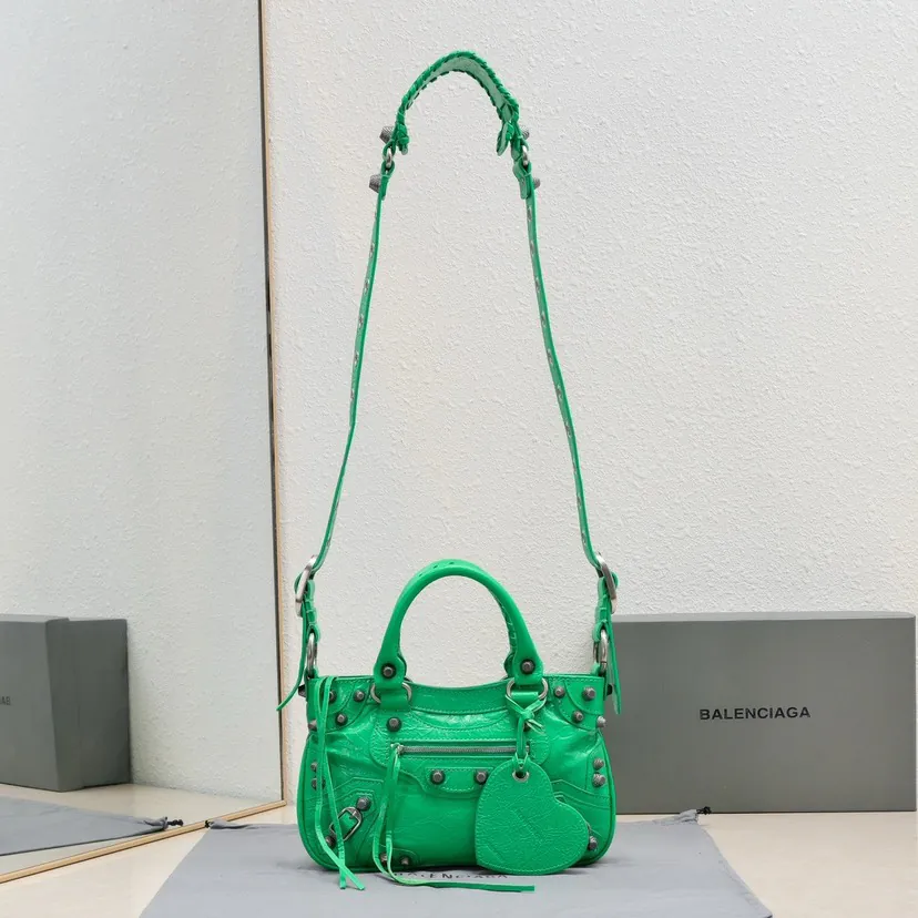 BAGA's Latest Neo Cagole Motorcycle Bag