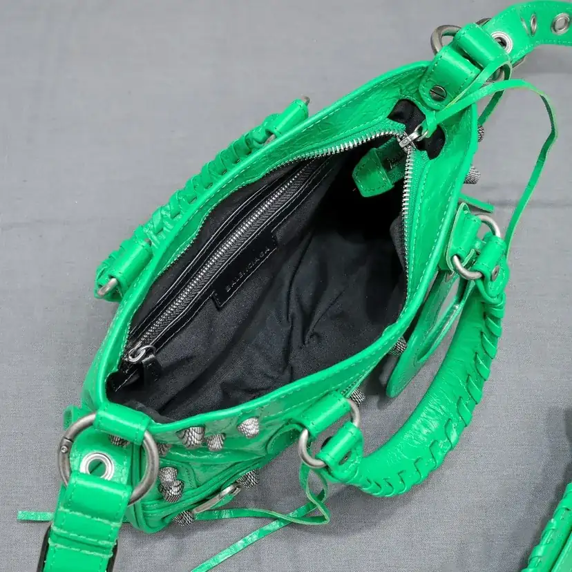 BAGA's Latest Neo Cagole Motorcycle Bag