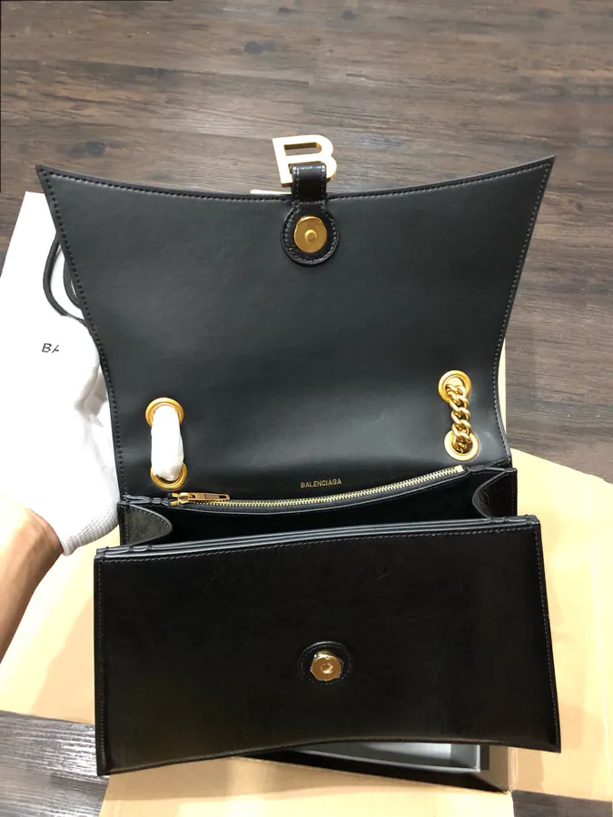 BaleNCIAG Crush Sand漏 Chain Bag