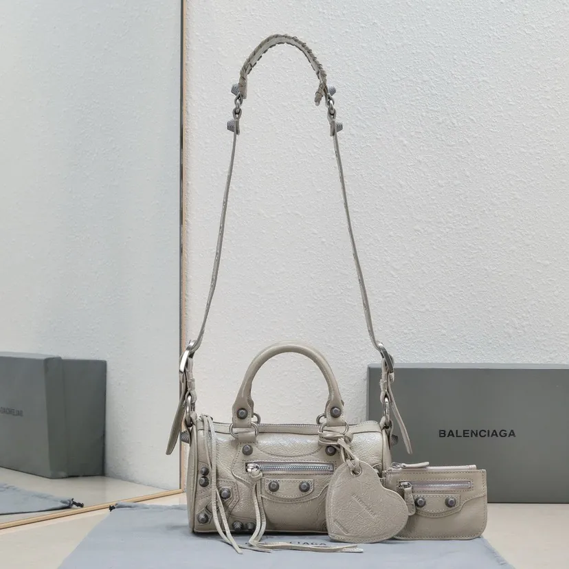 BAGA New Travel Bag Mini 22 cm x 12 x 10, Apricot
