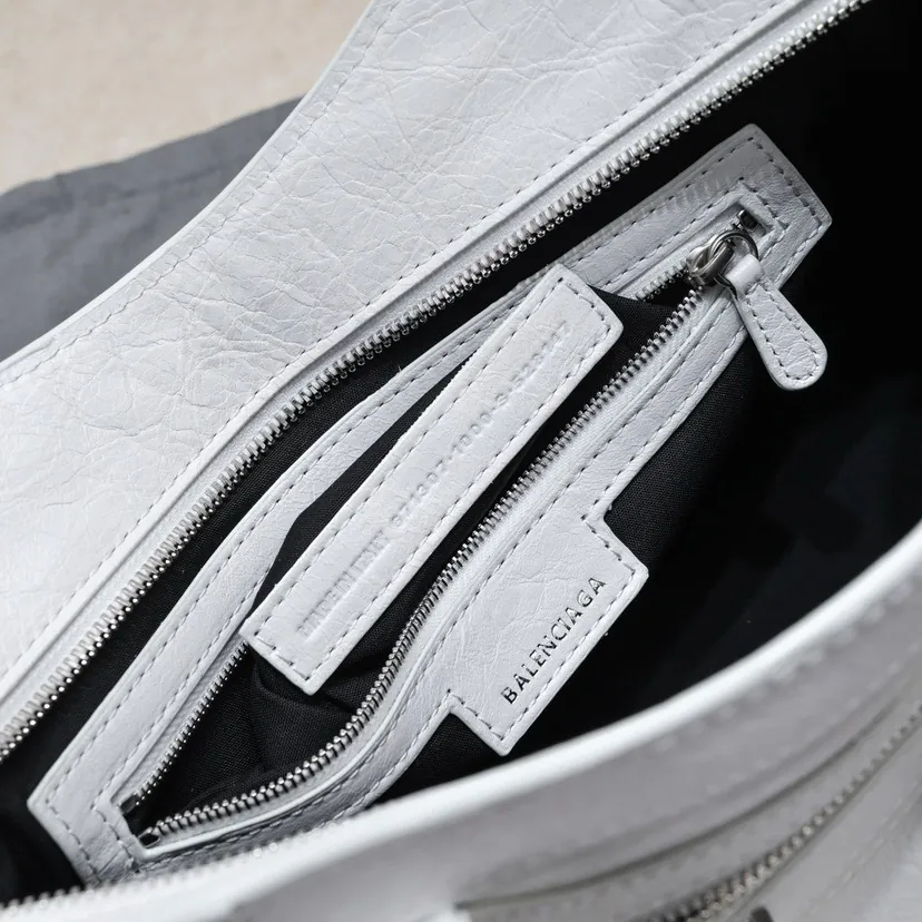 Balencia NEO CAGOLE Motorcycle Tote in Medium Size