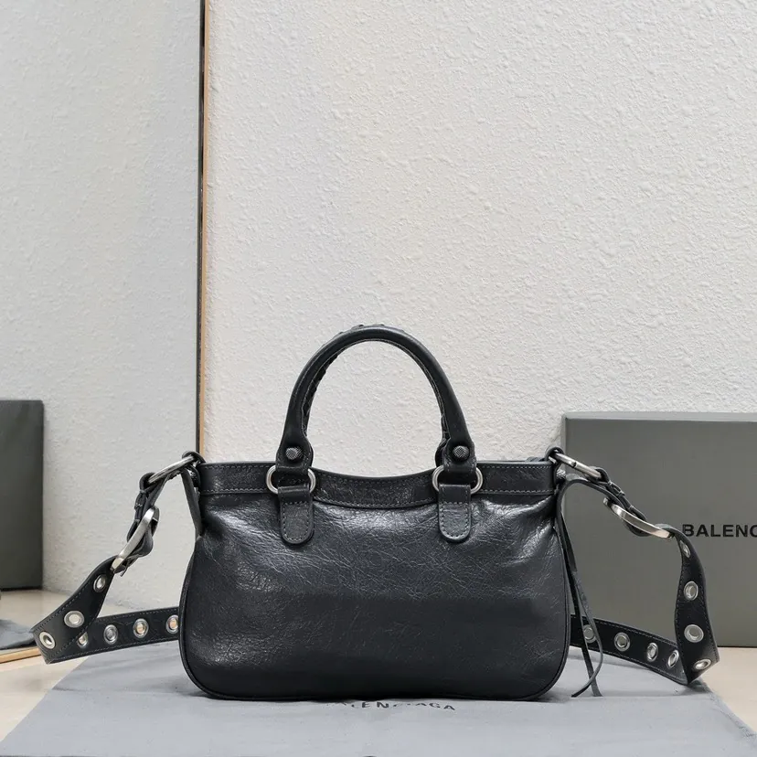 Baga's Newest Neo Cagole Motorcycle Bag