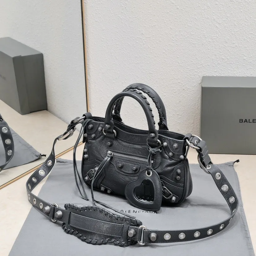 Baga's Newest Neo Cagole Motorcycle Bag