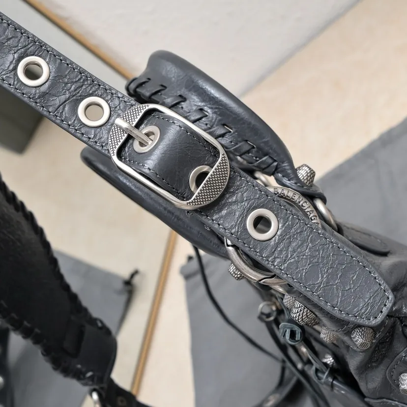 Baga's Newest Neo Cagole Motorcycle Bag