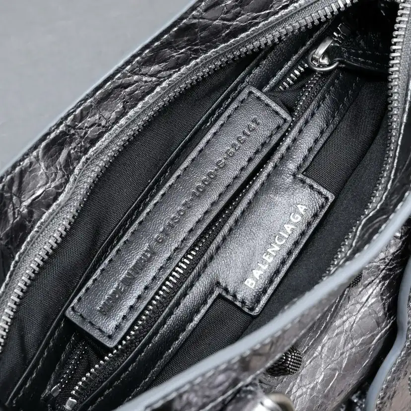 BAGA's Latest Neo Cagole Motorcycle Bag