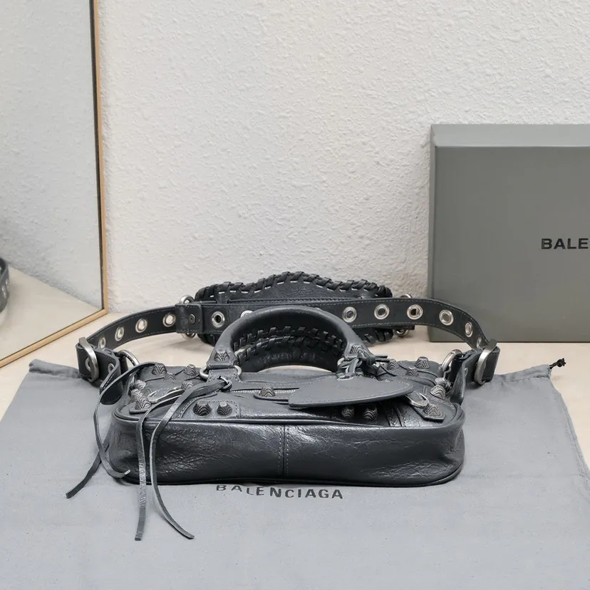 BAGA's Newest Neo Cagole Motorcycle Bag