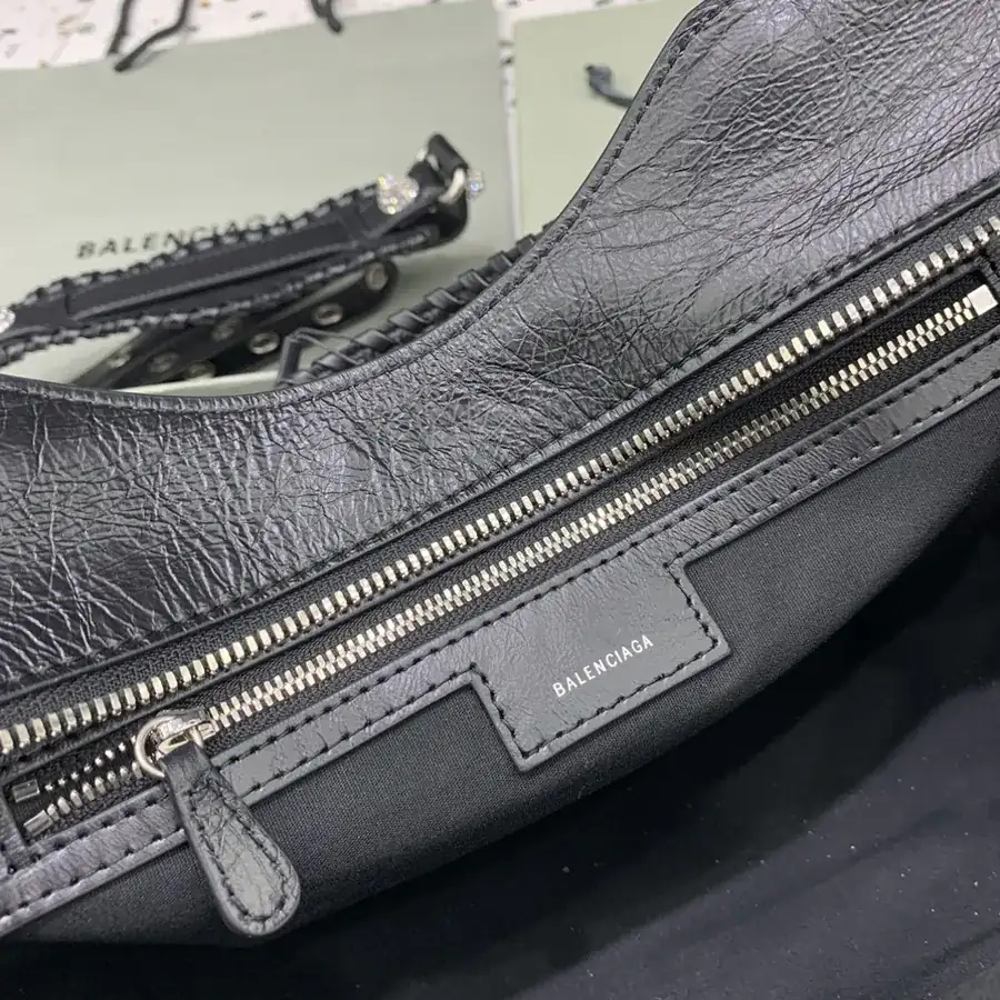 Balenciaga Paris Neo Cagole Motorcycle Bag Black with Diamond Clasp