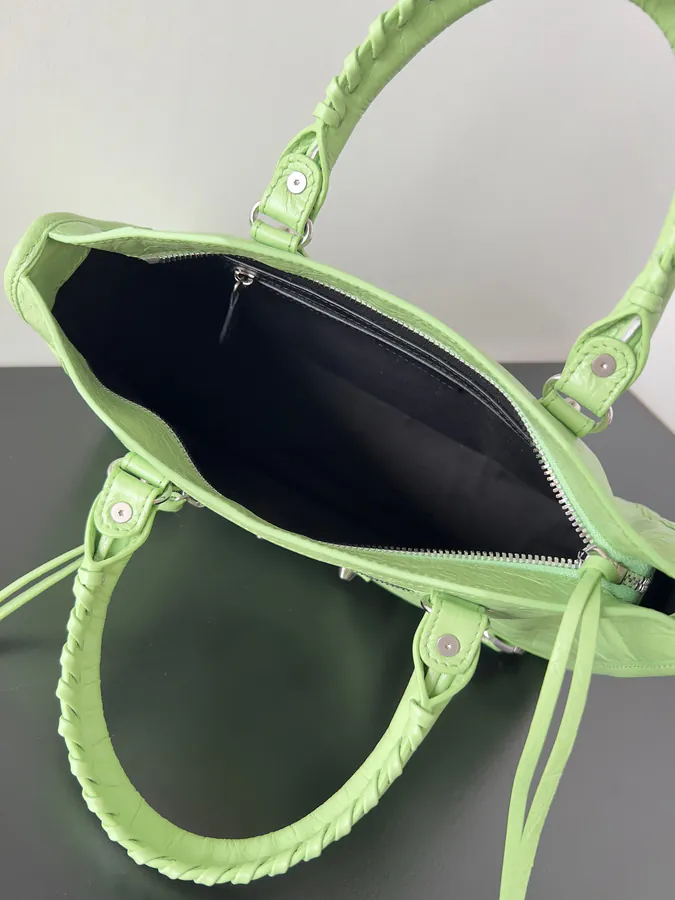 Baleeniciağa*Le City Bucket Bag