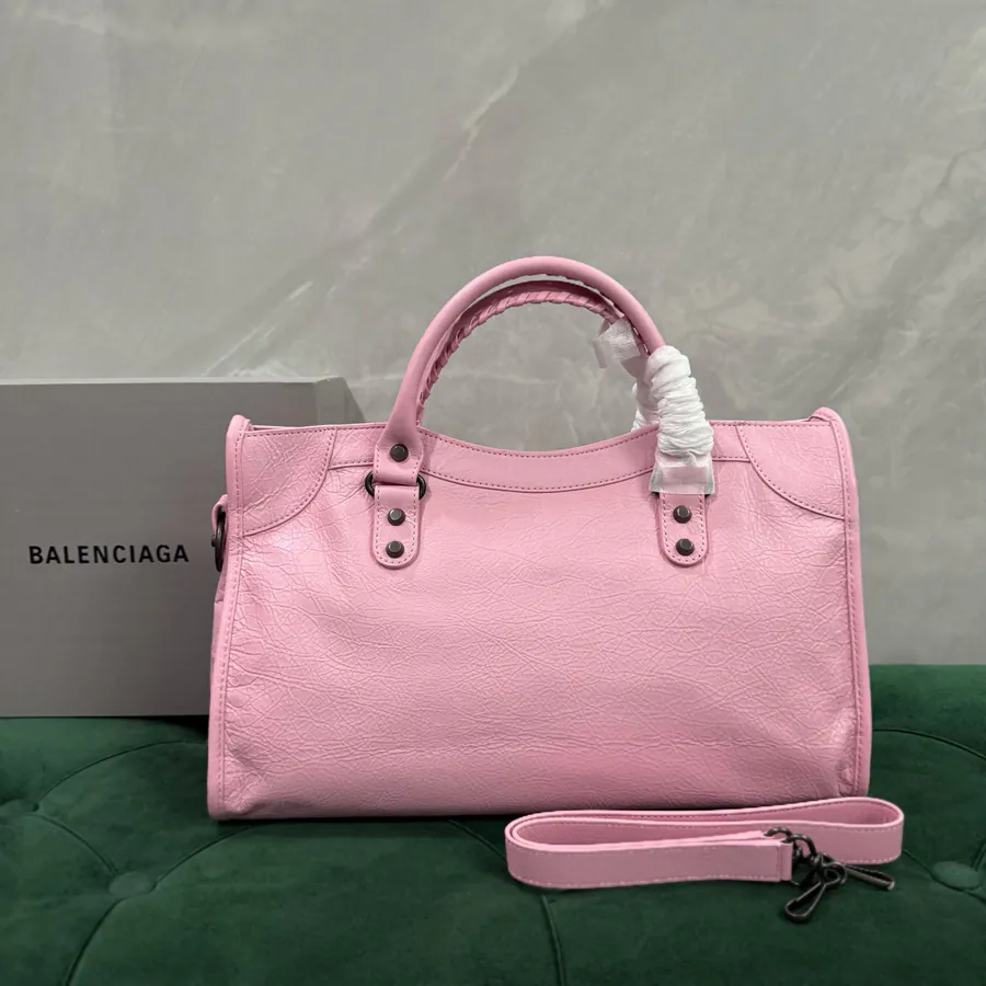 BALENCIA*LE City Motorcycle Bag Bold and Timeless Design