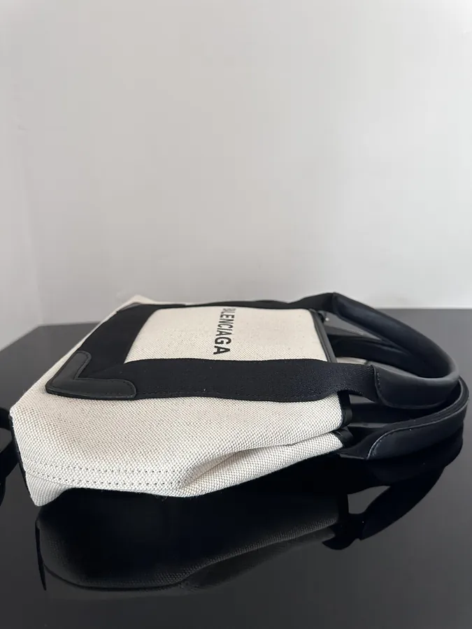 BaleNCIAG* Navy Cabas