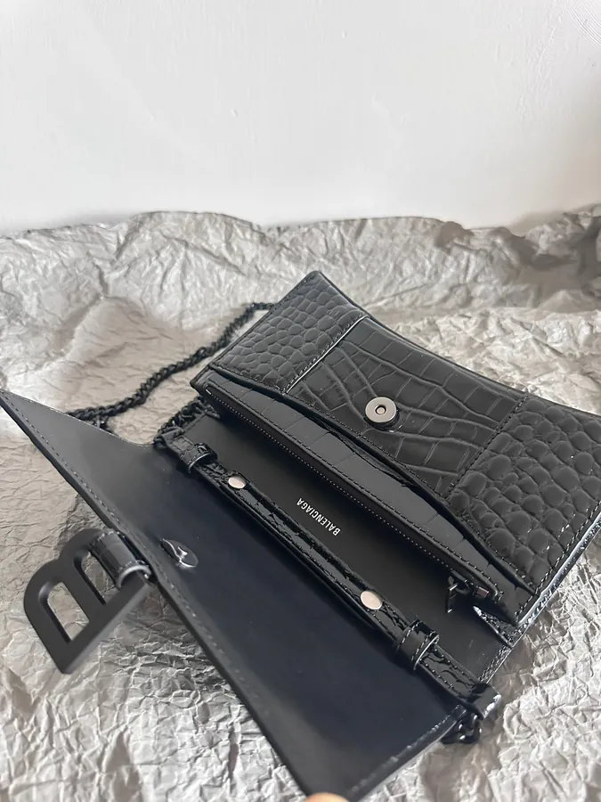 Baleenca* Hourglass Chain Tote 19cm