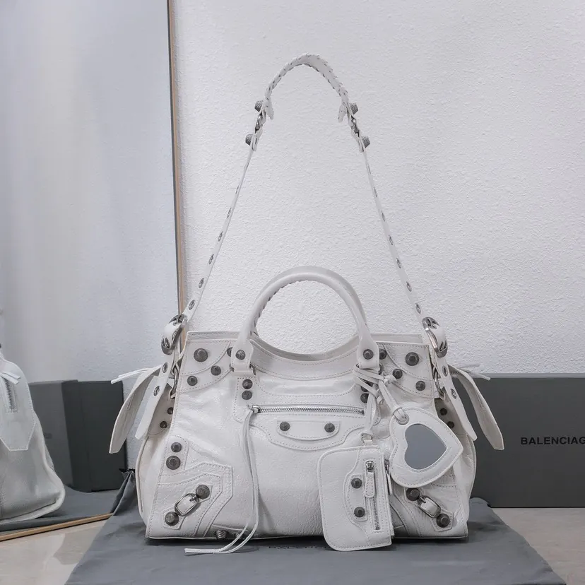 Balencia Neo Cagole Bucket Bag