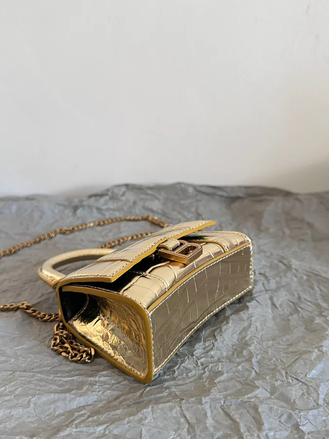 Baleenchiag* Sand Timer Bag | Mini Crocodile Skin Lip Bag