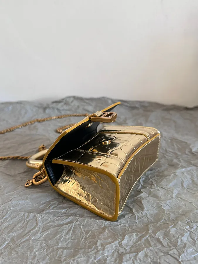 Baleenchiag* Sand Timer Bag | Mini Crocodile Skin Lip Bag