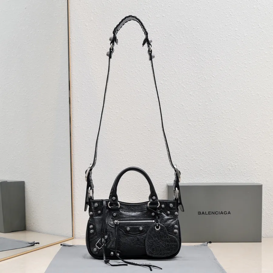 BAGA's Newest Neo Cagole Motorcycle Bag