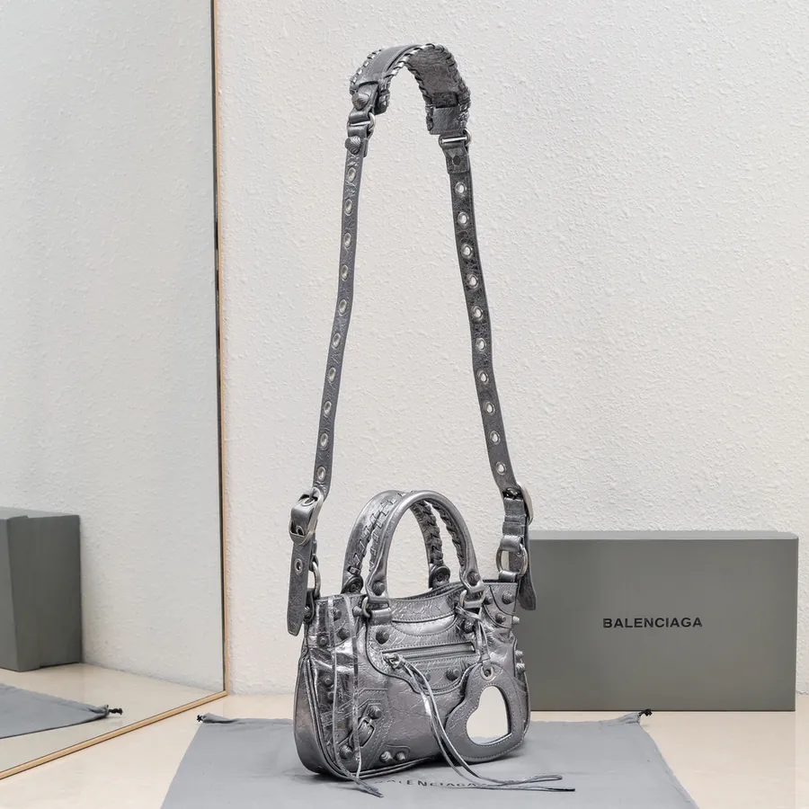 BAGA's Latest Neo Cagole Motorcycle Bag