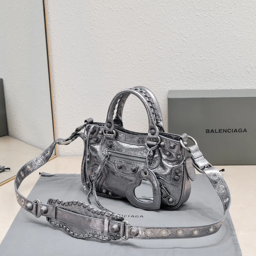 BAGA's Latest Neo Cagole Motorcycle Bag