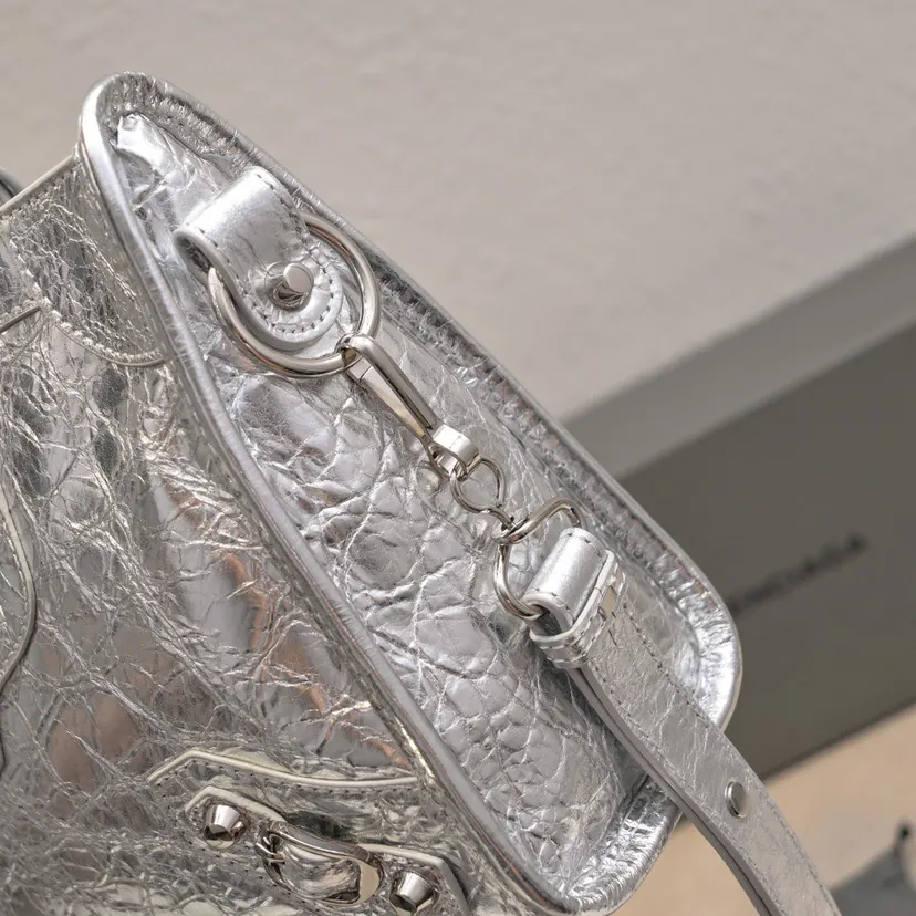 Baja Timeless Tears Motorcycle Bag
