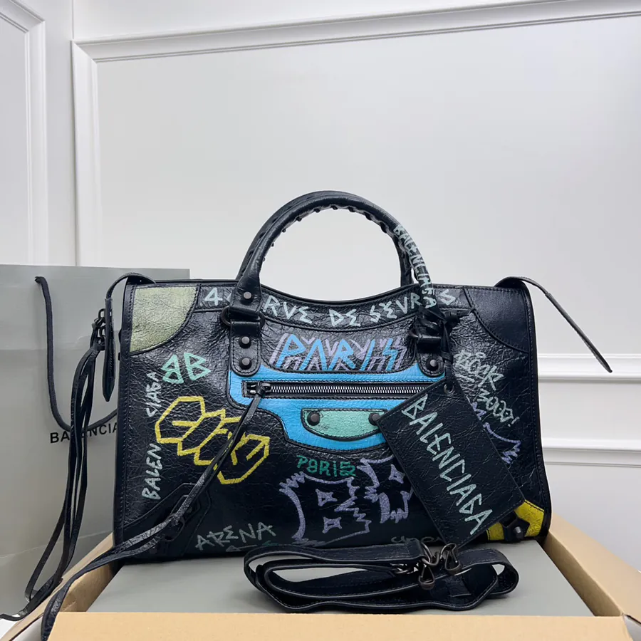 Paris Home Hot Doodle Original Imported Grained Goat Leather Mini City