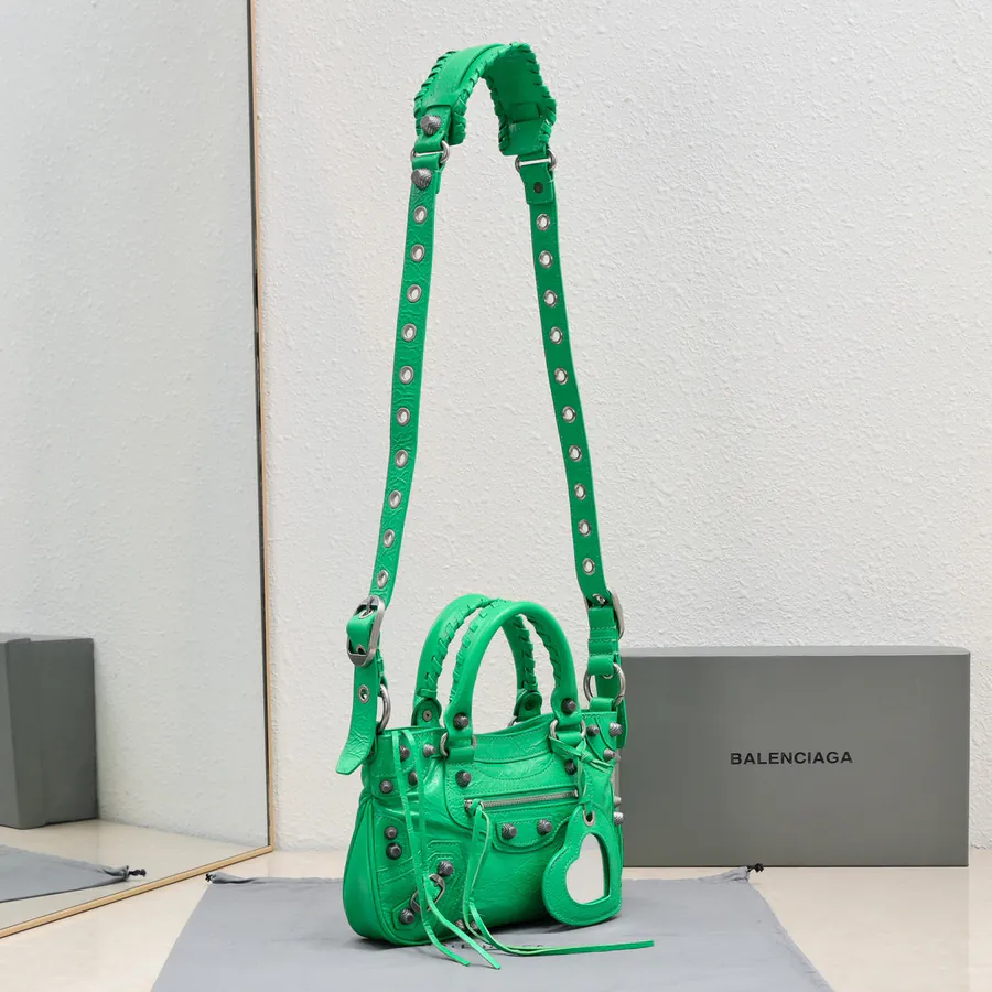 BAGA's Latest Neo Cagole Motorcycle Bag