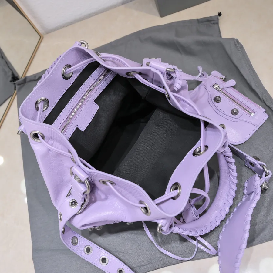 Balenciaga Paris New Bucket Bag
