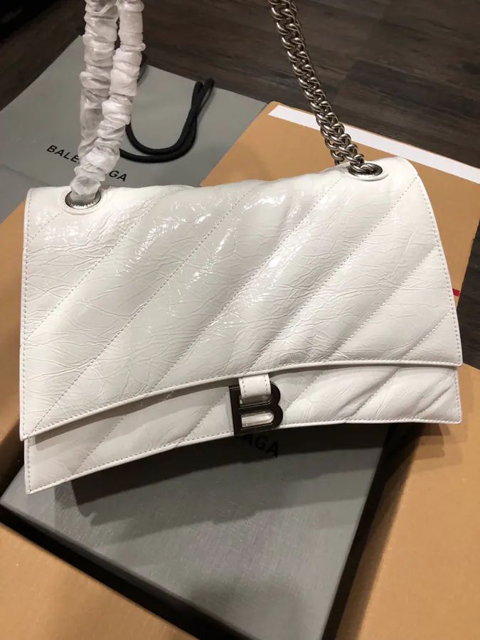 BaleNCIAG Crush Sand漏 Chain Bag White with Silver Buckles
