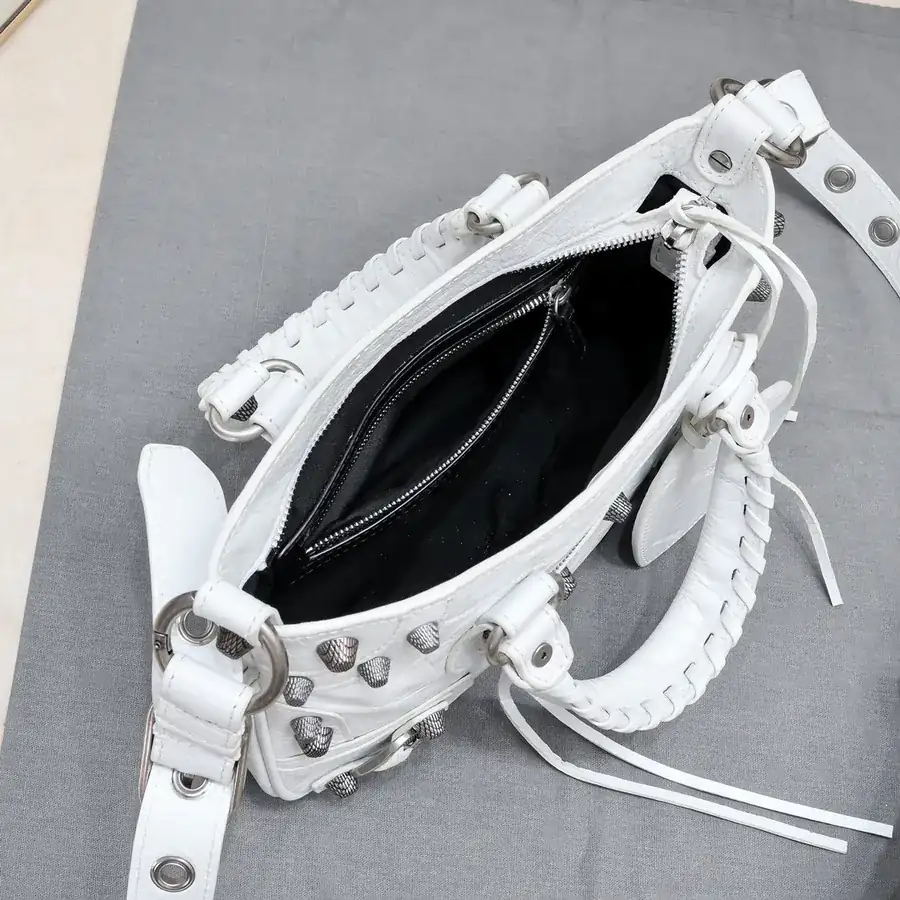 Baga's Newest Neo Cagole Motorcycle Bag