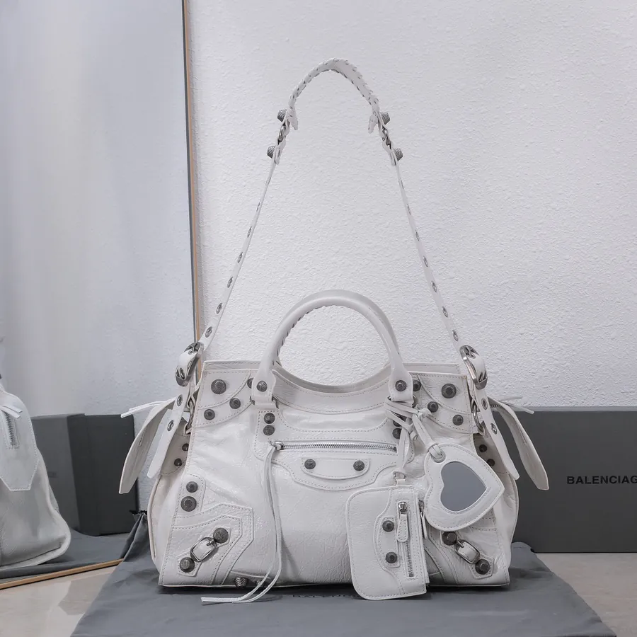 Balencia Neo Cagole New Motorcycle Bag with Adjustable Straps