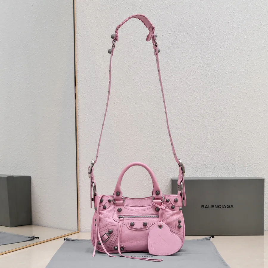 BAGA's Newest Neo Cagole Motorcycle Bag
