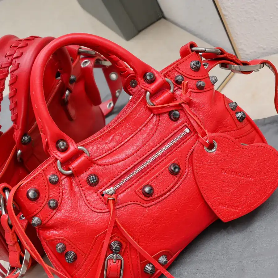 Baga's Newest Neo Cagole Motorcycle Bag