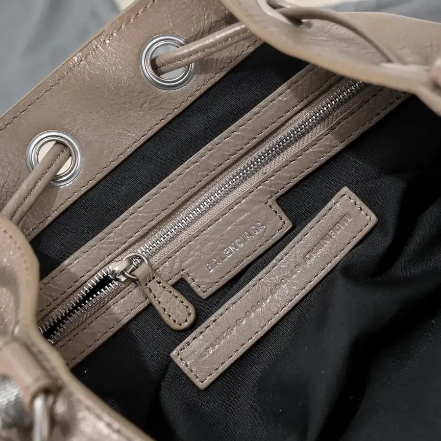 Balenciaga Paris New Bucket Bag