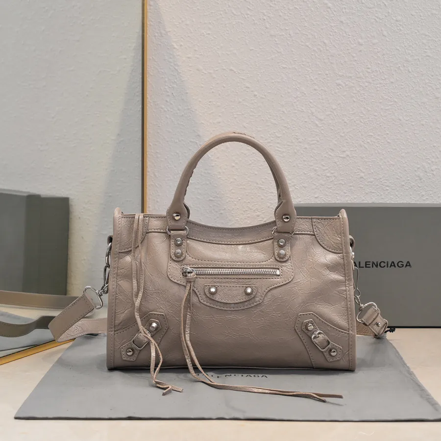 Bajia 'Timeless Tears' Motorcycle Bag