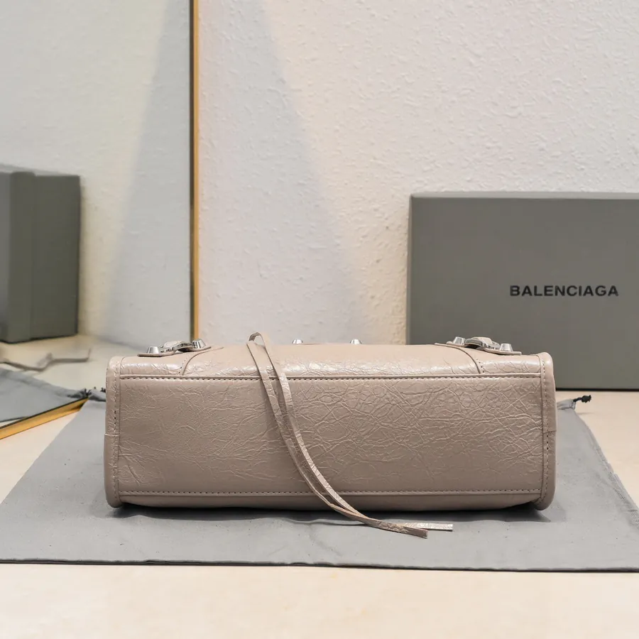 Bajia 'Timeless Tears' Motorcycle Bag