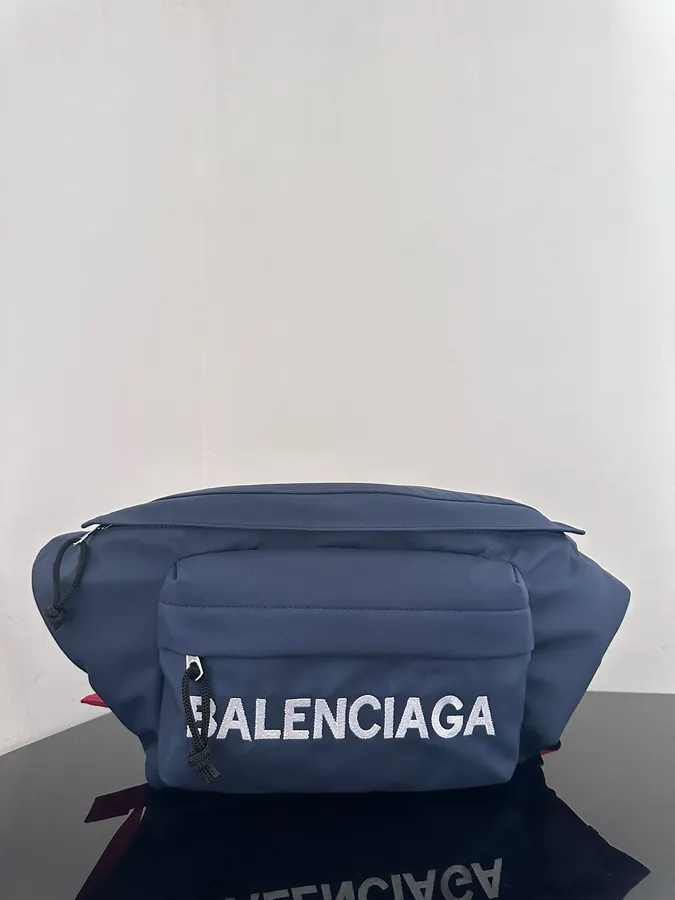 Baleenca Luxury Canvas Embroidered Waist Bag [Blue]