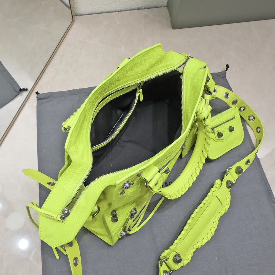Balencia Neo Cagole Motorcycle Tote