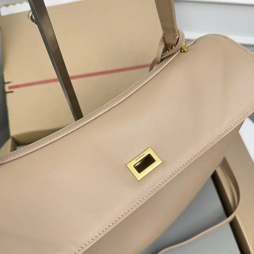 Baleenciaga Rodéo Bag Medium
