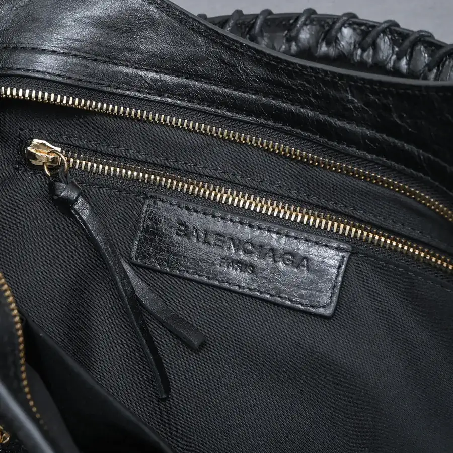 Barjaka Classic Motorcycle Bag with 38 cm Gold Clasp