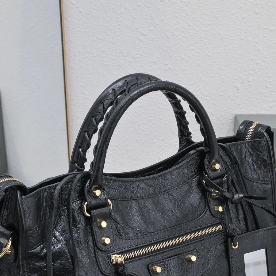 Barjaka Classic Motorcycle Bag with 38 cm Gold Clasp