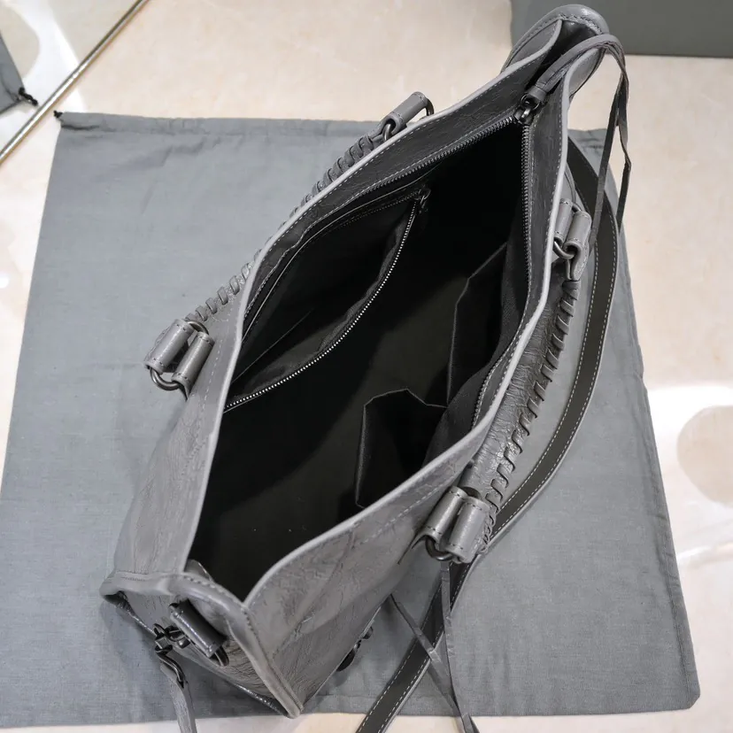 Bajia Timeless Tears Motorcycle Bag