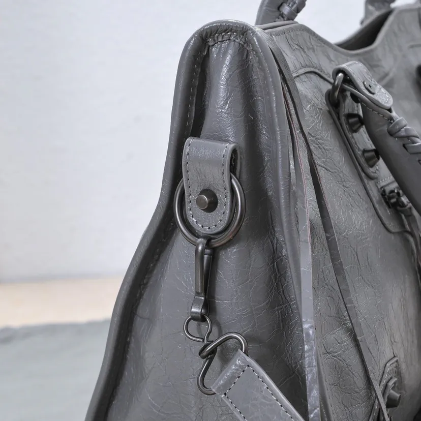 Bajia Timeless Tears Motorcycle Bag