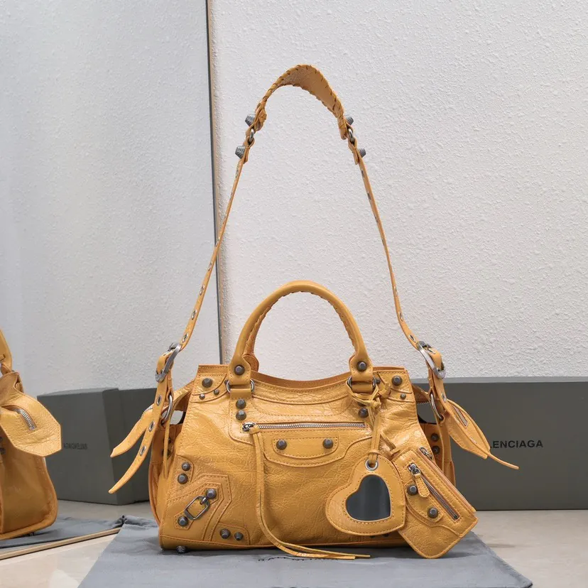 Balencia NEO CAGOLE Motorcycle Tote in Medium Size
